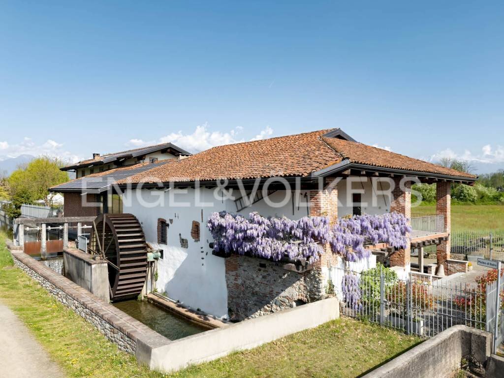 Facciata - Villa via Molino, Bairo - foto 1