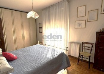 camera da letto - Quadrilocale STRADA DI SALICETO PANARO 211, Modena - foto 13