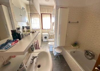 sa16.jpg - Quadrilocale Viale John Fitzgerald Kennedy 65, Sarzana - foto 26