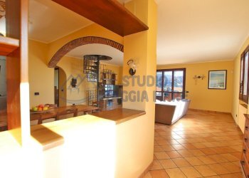 PHOTO-2025-12-10-15-22-37 3.jpg - Independent house Taggia - photo 2