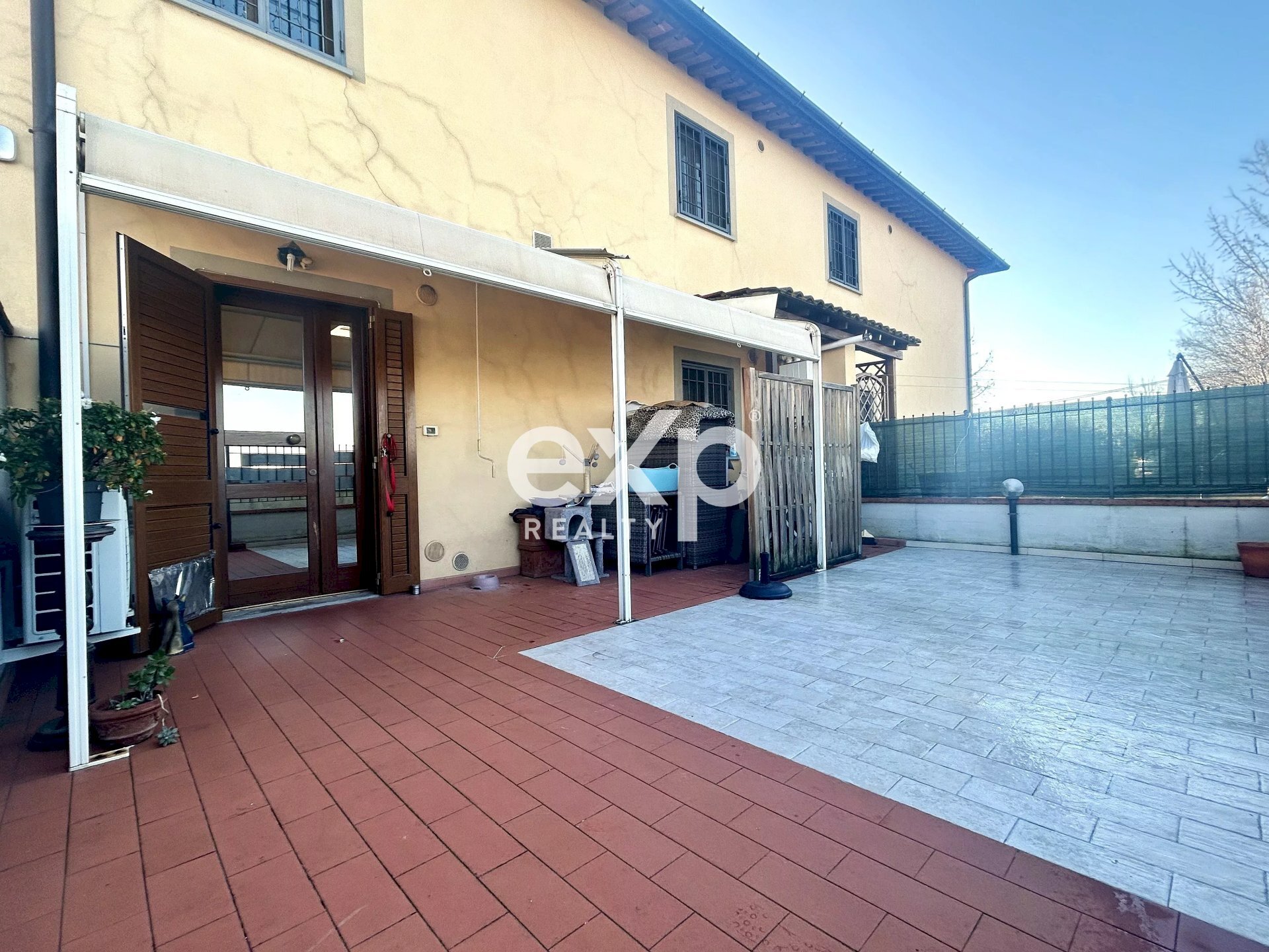 Three-room apartment Via Castronella, Campi Bisenzio - photo 1