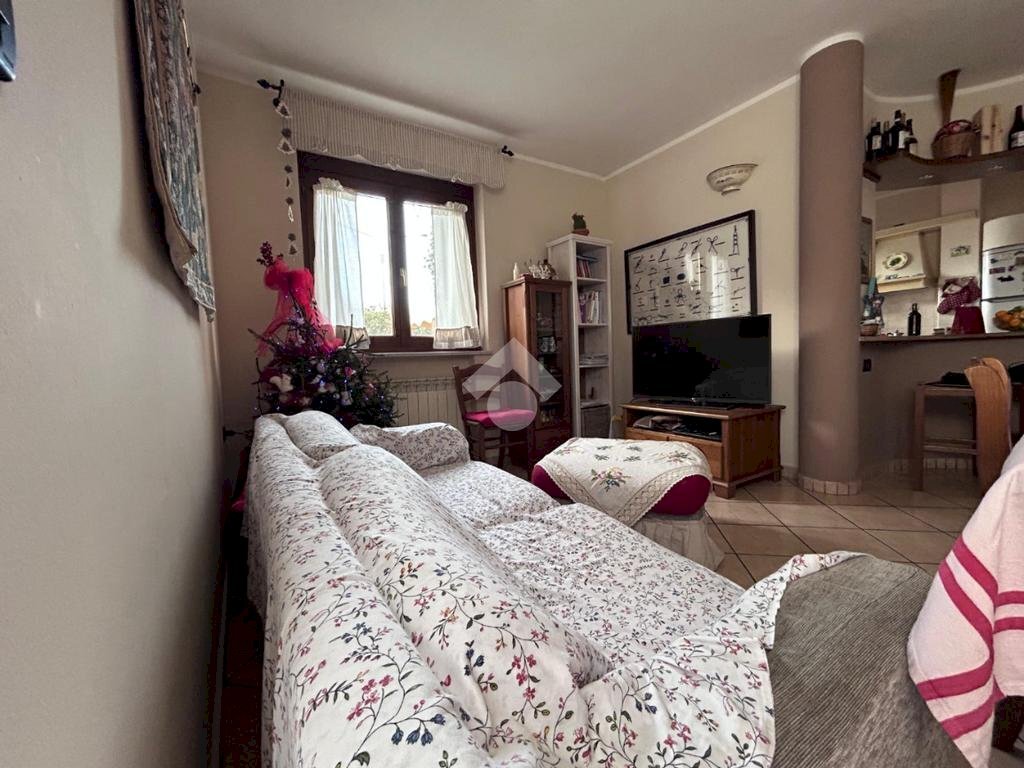 Four-room apartment Via Cisa Traversa I, Sarzana - photo 1