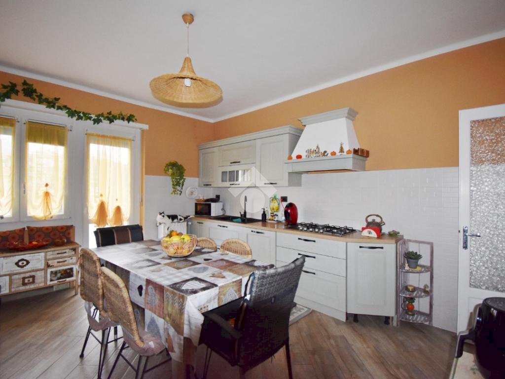 Four-room apartment Via cascinette, Ivrea - photo 2