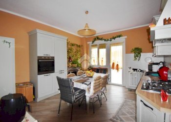 Quadrilocale Via cascinette, Ivrea - foto 1