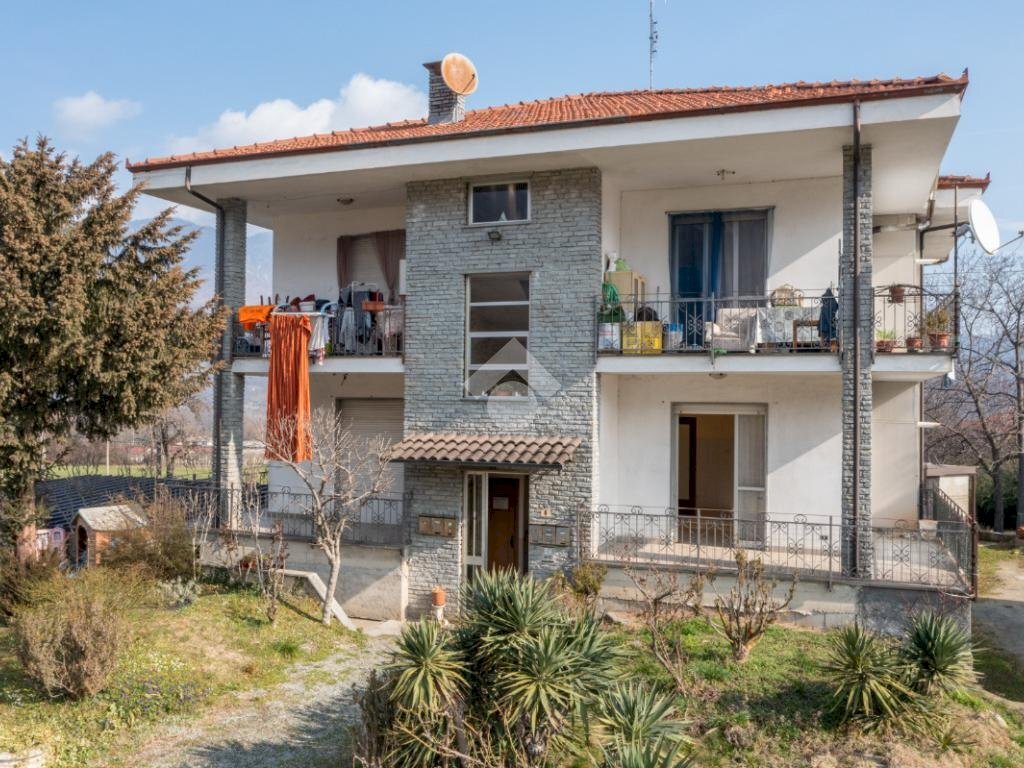 Four-room apartment Via San Defendente, Gambasca - photo 1