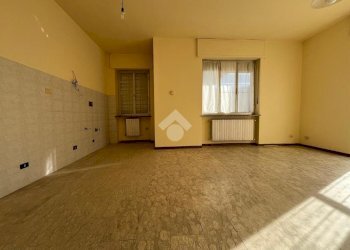 Four-room apartment Via San Defendente, Gambasca - photo 7