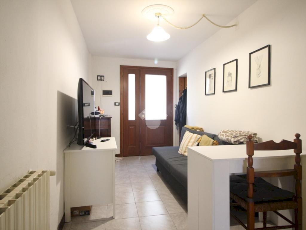 Portion of a house Via Fornaci, Cesena - photo 2