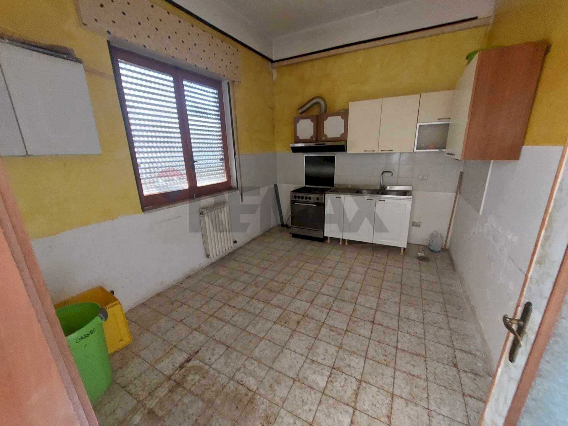 Cucina - Appartamento Santi Cosma e Damiano - foto 2