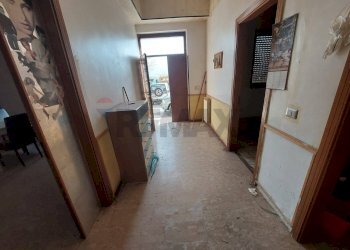 Hall / corridoio - Appartamento Santi Cosma e Damiano - foto 7