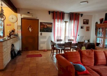 Sala da pranzo - Casa indipendente Bellinzago Novarese - foto 17