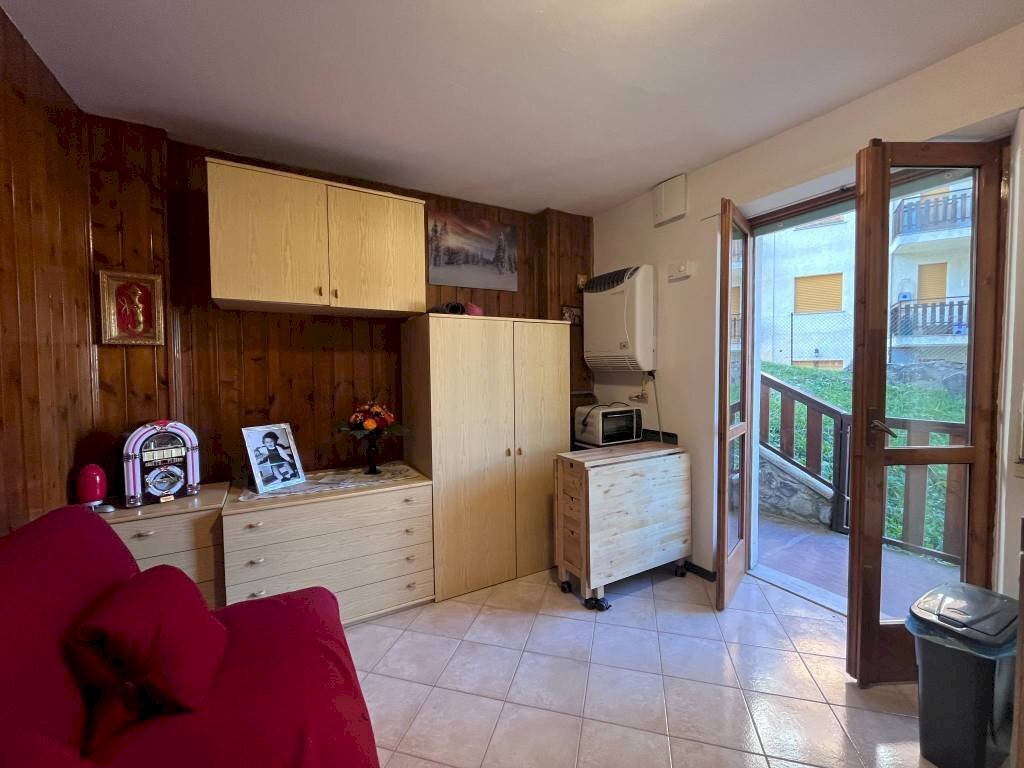 Salone - Monolocale via Monfol, 30, Sauze d'Oulx - foto 1