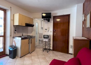 Cucina - Monolocale via Monfol, 30, Sauze d'Oulx - foto 5