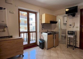 Cucina - Monolocale via Monfol, 30, Sauze d'Oulx - foto 7