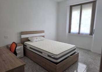 Camera da letto - Non-buildable land via DAMIANO CHIESA, 49, Sesto San Giovanni - photo 4