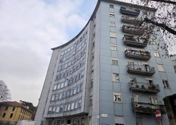 Facciata - Quadrilocale piazza Davide Sesia, 2, Milano - foto 28