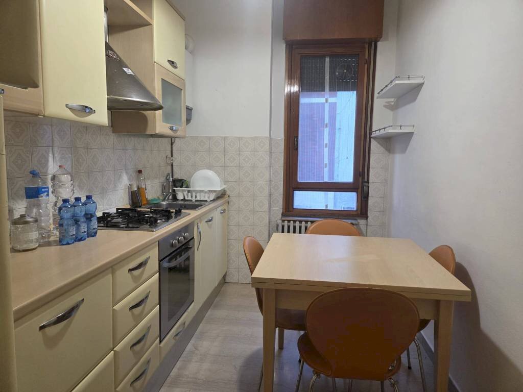 Cucina - Bilocale via Guglielmo Marconi, 74, Sesto San Giovanni - foto 1