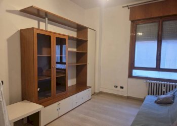 Soggiorno - Bilocale via Guglielmo Marconi, 74, Sesto San Giovanni - foto 2