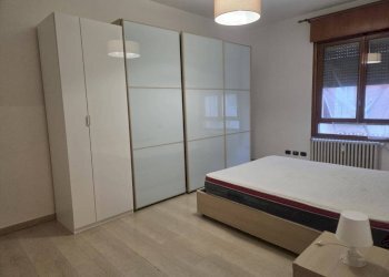 Camera da letto - Two-room apartment via Guglielmo Marconi, 74, Sesto San Giovanni - photo 6