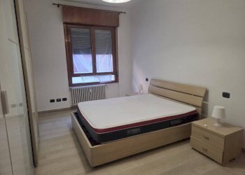 Camera da letto - Two-room apartment via Guglielmo Marconi, 74, Sesto San Giovanni - photo 7