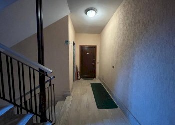 Interno palazzo - Trilocale via Francesco Crispi, 66, Varese - foto 21