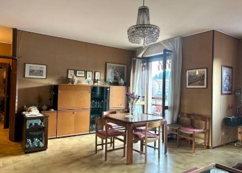 Salone - Trilocale via Francesco Crispi, 66, Varese - foto 10