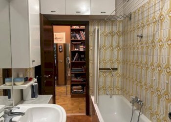 Bagno - Three-room apartment via Francesco Crispi, 66, Varese - photo 20