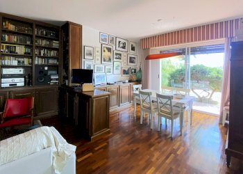 Foto 35 - Casa semi indipendente Strada Massabovi
 
13, Imperia - foto 32