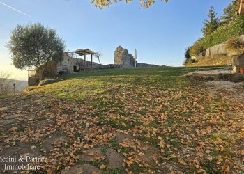 04.jpg - Casale San Benedetto Vecchio, Gubbio - photo 4