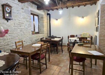 13.jpg - Casale San Benedetto Vecchio, Gubbio - photo 13