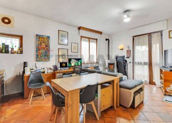 Ufficio - Villa Via Mandresca
 
23, Inverigo - foto 8