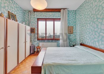 Camera / camera da letto - Villa Via Mandresca
 
23, Inverigo - foto 31