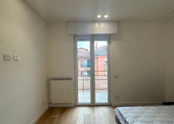 Camera da letto - Quadrilocale via Sabotino, Brescia - foto 33