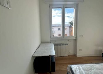 Camera da letto - Quadrilocale via Sabotino, Brescia - foto 25