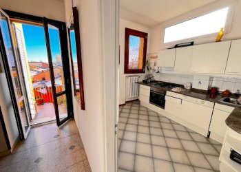 Cucina - Appartamento piazza San Martino, 1, Bologna (zona Centro Storico) - foto 4