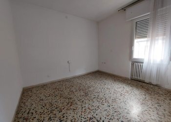 Camera - Palazzo Storico via Appia, 76, Imola - foto 9