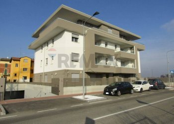 Two-room apartment Via Madre Teresa di Calcutta
Crespellano, Valsamoggia, Valsamoggia (neighborhood Albareto - Mulini Nuovi) - photo 6