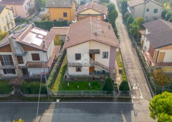 Independent house Via Ercole Pisi, Gattatico - photo 1