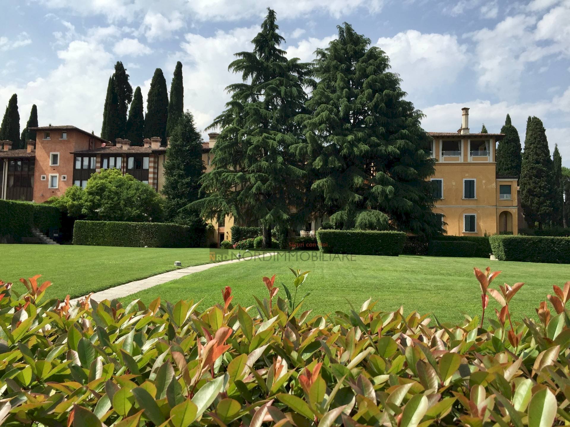 Foto 1 - Trilocale VIA MODEO
 
2, Polpenazze del Garda - foto 1