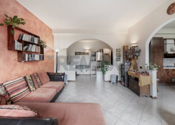 Soggiorno - Trilocale Via Montecuccoli
 
4, Missaglia - foto 8