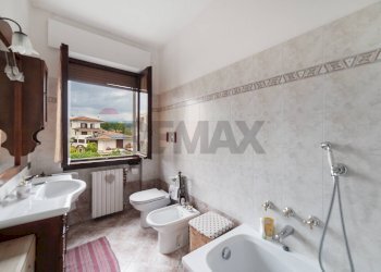 Bagno - Trilocale Via Montecuccoli
 
4, Missaglia - foto 19