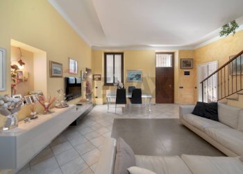 Soggiorno - Casa indipendente Via Trento
 
1, Sulbiate - foto 2