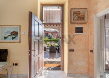 Hall / corridoio - Casa indipendente Via Trento
 
1, Sulbiate - foto 4