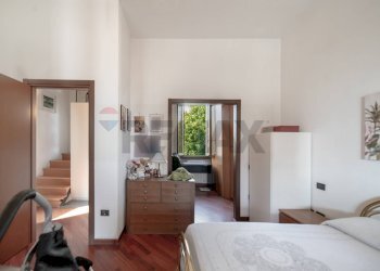 Camera / camera da letto - Casa indipendente Via Trento
 
1, Sulbiate - foto 15