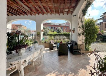 Terrazza - Casa indipendente Via Trento
 
1, Sulbiate - foto 36