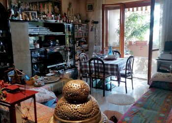 Sala da pranzo - Quadrilocale Via De Gasperi
 
22, Desio - foto 3