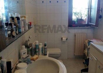 Bagno - Quadrilocale Via De Gasperi
 
22, Desio - foto 25