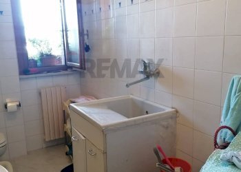 Lavanderia - Quadrilocale Via De Gasperi
 
22, Desio - foto 26