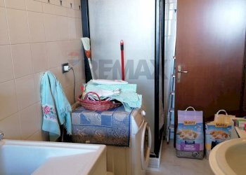 Bagno - Quadrilocale Via De Gasperi
 
22, Desio - foto 27