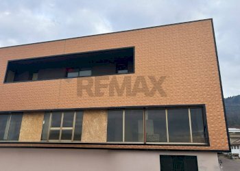 Edificio all\'aperto - Locale Commerciale via Zipirovic
 
18, Deruta - foto 2