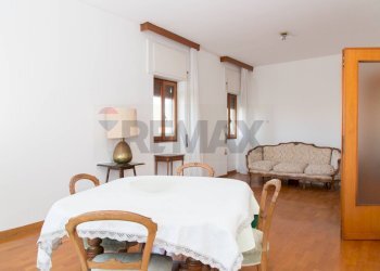 Camera / camera da letto - Quadrilocale Via Enea
 
28, Anzio - foto 26